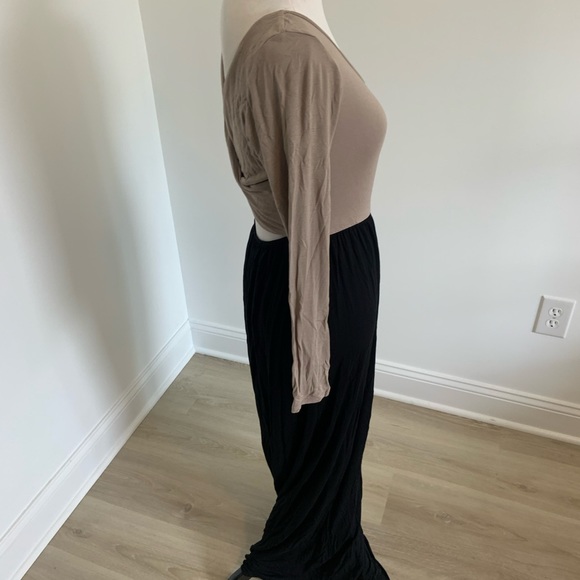 Coveted Criss Cross Back Maxi - Picture 2 of 5